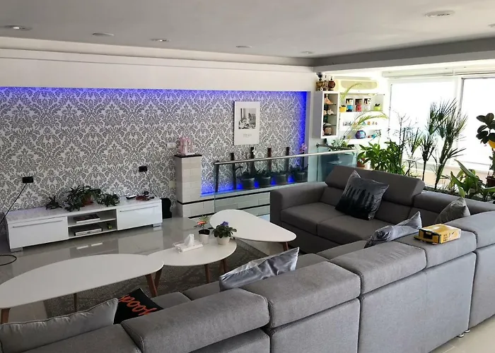 ホームステイ Ozana *