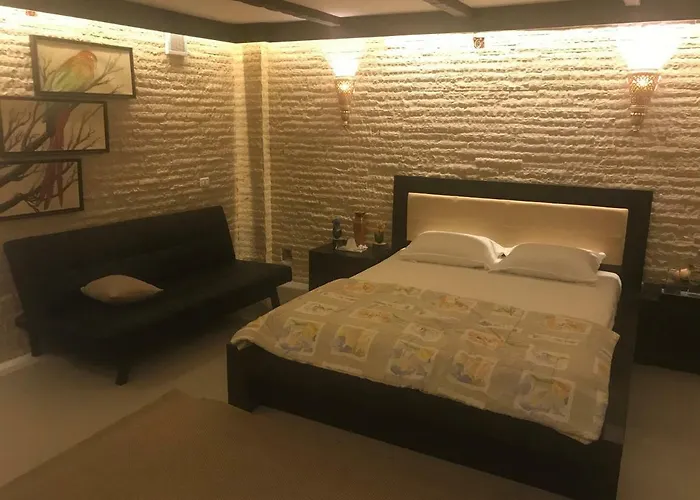 ホームステイ Ozana コンスタンツァ