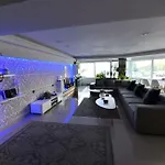 Ozana Проживание в семье Констанца